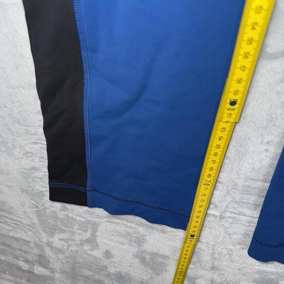 Lululemon Run Ice Queen Wide Leg Pants Tight Size 2 Zip Pockets Skinny Y2K Gym - Picture 6 of 7